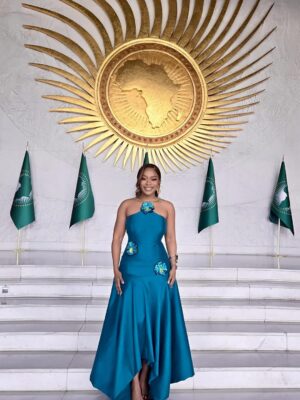 Nomzamo Mbatha Instagram - Hosted the 25th year anniversary ✨🙏🏿 @gatesfoundation Thank you for 25 years of impact. Funny how we met 20 years ago and here we meet again in a different light. One day I will tell you the story of this full circle moment, my friends 💞