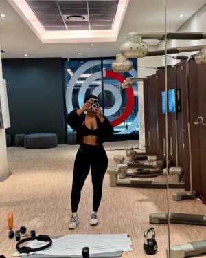Nomzamo Mbatha Instagram - Life is for the living 🌺
Friends. Nephews. Self. Projects. Younger me. Tequila. Gym. Photoshoots. Family. Close circle.
P.S. yes, she takes herself on solo dates with a book 🥶🤣