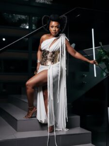 Actress Nomzamo Mbatha HD Photos and Wallpapers June 2025