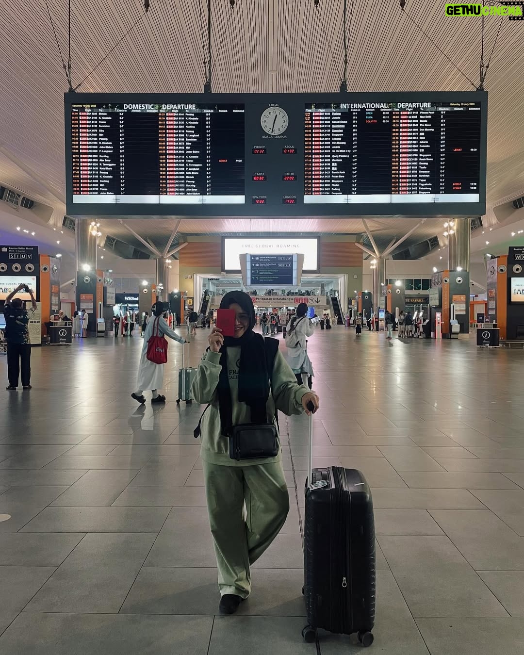 Noorkhiriah - 3 Likes - Data Off..Wifi On..