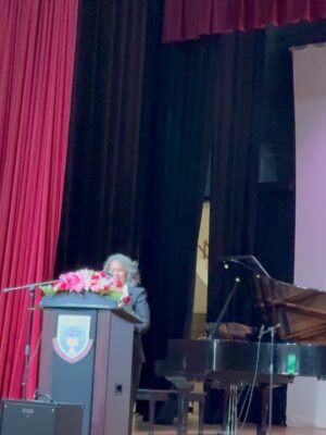 Nora Danish Instagram - Alhamdulillah, we witnessed another blessing from Allah 🤲🏼🤍 my eldest son completing his school years. May the knowledge you’ve gained be a light that guides you in this world and the next. Walk forward with tawakkul, adab, and faith. Mommy will always pray for your success under Allah’s divine mercy 🤍
Mcm baru semalam mommy hantar qal menangis masuk asrama 😢
18 June 2025