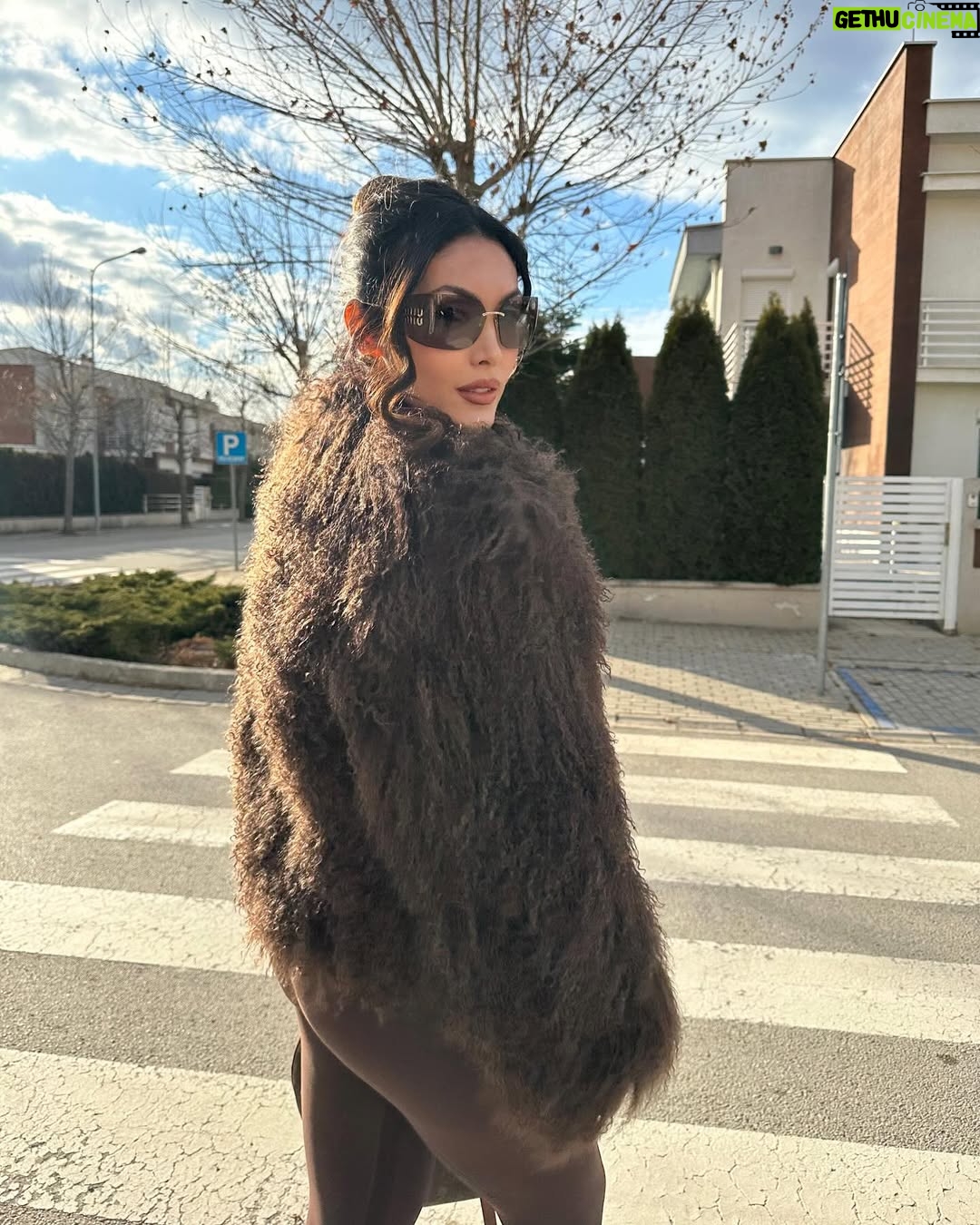 Nora Istrefi - 15.9K Likes - 