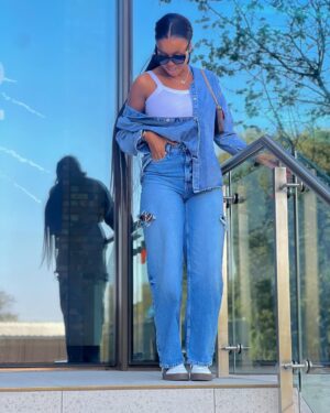 Ntando Duma Instagram - Salani niVotela mina k’sasa😂✨