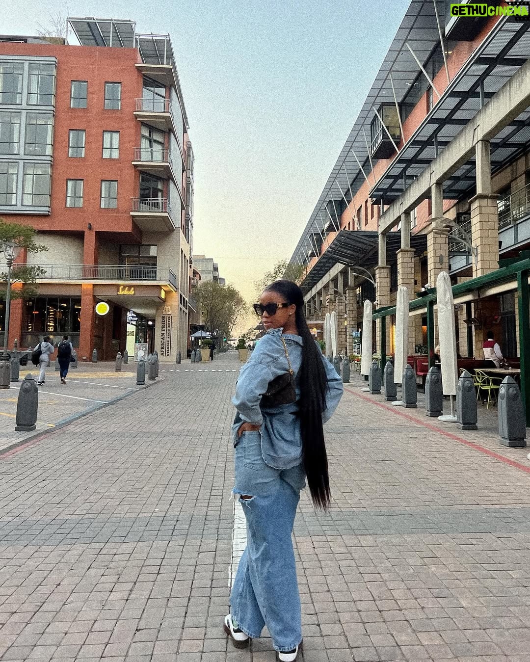 Ntando Duma - 212.7K Likes - Salani niVotela mina k’sasa😂✨