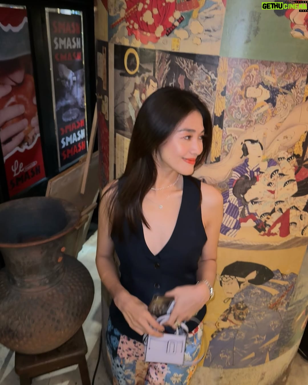 Nwe Darli Tun - 1.4K Likes - It has been one blur of fun…