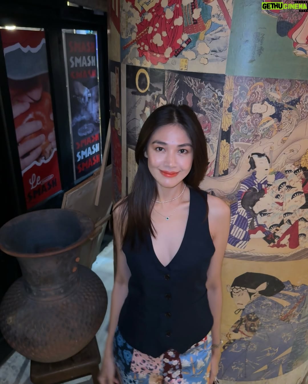 Nwe Darli Tun - 1.4K Likes - It has been one blur of fun…