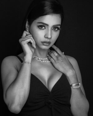 Nyeisha Rajput Instagram - My therapist says I need to see the world in color. Me? I prefer my drama in shades of gray.
#picoftheday #black #photooftheday #instalike #instagood #instalove #love #like #girl #mood #grey #shadesofgrey #fashionblogger #bloggerstyle #style