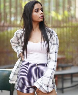 Nyeisha Rajput Instagram - Strange life … strange you
#insta #instagood #instamood #mood #girls #throwback #tbt #love #me #style #strong #she #styleaddict #picoftheday #photoshoot