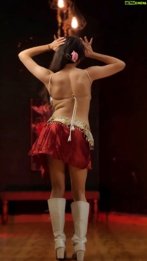 Ojasvi Verma - 110.5K Likes - Online BACKMOVES WORKSHOP ALERT ‼️ Have you registered for my upcoming workshop on 14th and 15th June? 😍♥️💃 Time to learn the techniques and a beautiful choreography 💃💃
Link in Bio 🔥🔥🔥

#reels #viral #bellydancer #ojasvivermadance