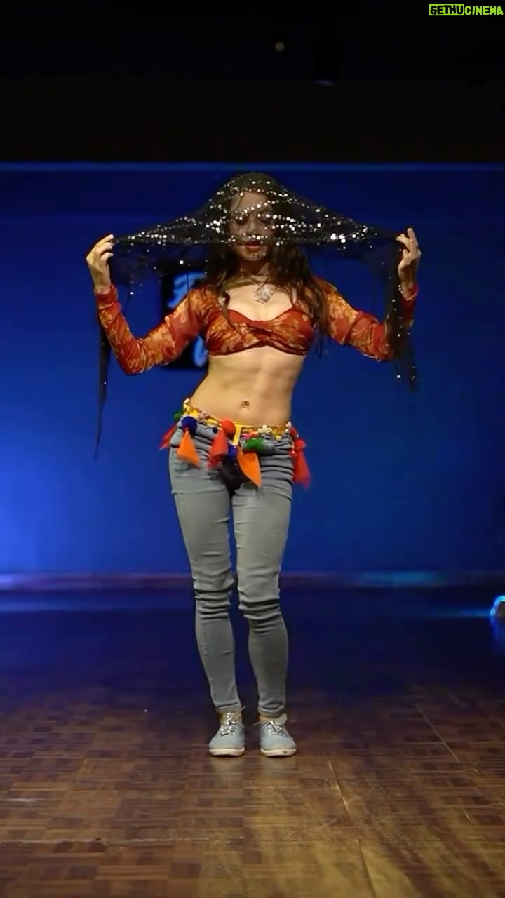 Ojasvi Verma - 22.3K Likes - Been soooo long for my Belly-Pop videos! Do you miss it? 😍♥️💌

#reels #bellydancer #viral #ojasvivermadance