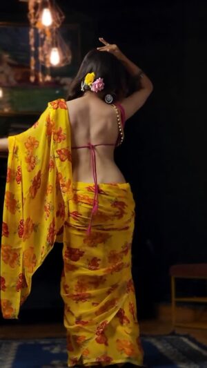 Ojasvi Verma Instagram - Gori Hai Kalaiyaan ā„ļø @arjunkapoor @badboyshah @rakulpreet @bhumipednekar @kanik4kapoor
#reels #viral #dance #ojasvivermadance