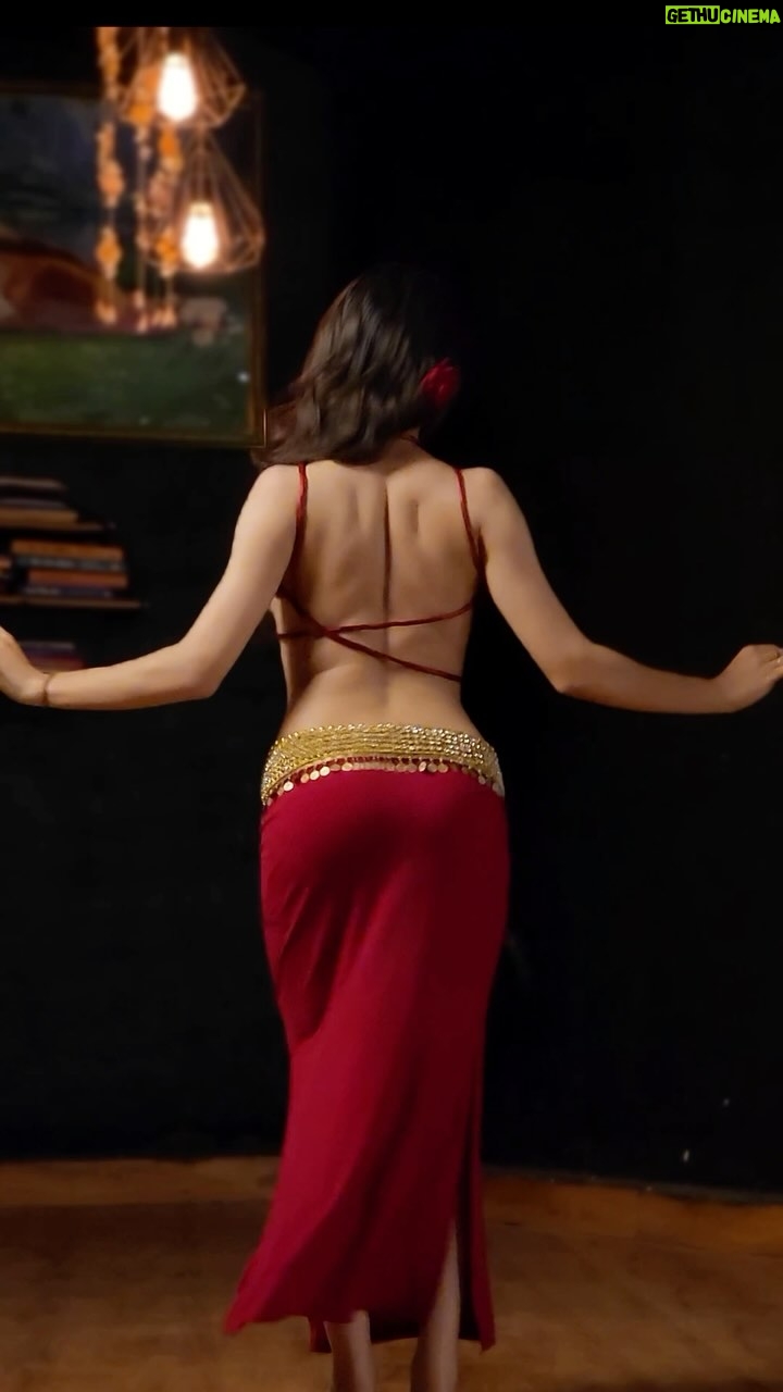 Ojasvi Verma - 221.5K Likes - How cheerleaders should cheer in this IPL 😂💃♥️

#reels #bellydancer #viral #ojasvivermadance