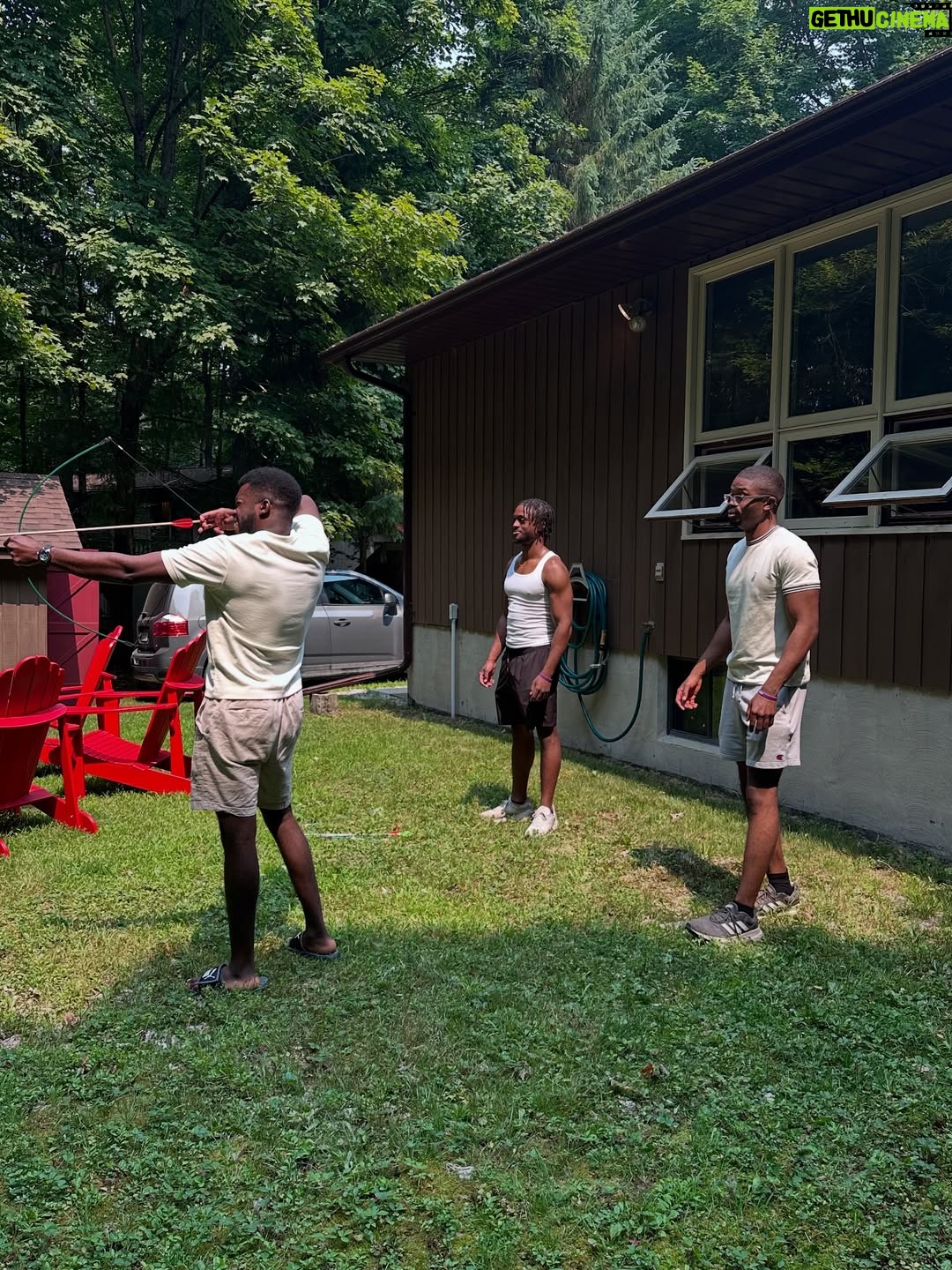 Omoni Oboli - 28.8K Likes - A time was had in Muskoka 😍😍😍
Cottage living with the entire family 🎉
Marelle’s birthday weekend was a beautiful time 🥰
It was a time to rewind and refresh. Thank you Lord for this life and your grace 🙏🏾💕
Besties, may every good thing come this new week. Amen 🙏🏾