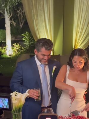 Onelia Molina Instagram - Andrea & Roberto 💍 🤍
Que sean muy felices amigos lindos , celebraremos el amor hoy , mañana y siempre .