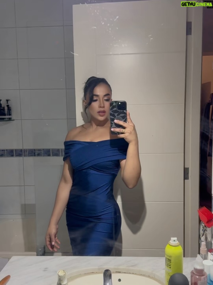 Onelia Molina - 38.2K Likes - Joshua & Ximena’s Wedding 💍🤍

👗 @mkboutique_08