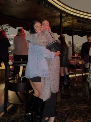 Onelia Molina Instagram - Un año más rodeada de la gente que amo. Tal vez no siempre cerca físicamente, pero sí siempre presentes en mi corazón. Recibiendo este añito más de vida con mucho amor, abrazos sinceros, y personas que suman. Gracias por tanto ❤️