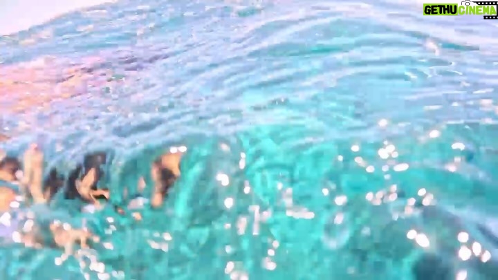 Oriana Sabatini - 3 Likes - mucho amor 🫶🏻🥹✨✨🌊🪸🪼🌞🌞