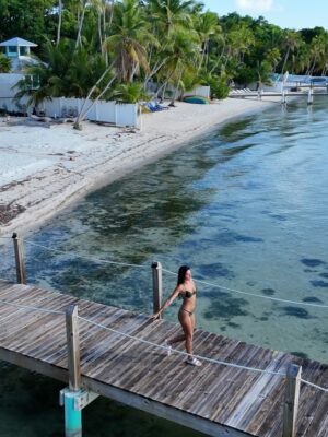 Oriana Sabatini Instagram - 🌊🌊🏖️🐚🐠🌺🌺