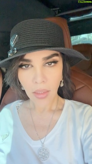 Ozoda Nursaidova - 26.5K Likes - Nega shunaqamiz ? ( Usha videoni korganla bo’lsa birinchi instagramga qoygan ptofilni directdan tashavorila iltimos. Video Kim yasaganini bilaylik )