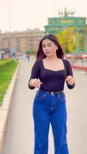 Ozoda Nursaidova Instagram - Uzbeklar varmi?šŗšæŠŃо ŃŃ ŠæŠ¾ Š½Š°ŃŠøŠ¾Š½Š°Š»ŃноŃŃŠø ?Miletini yaz?šš» #uzbekistan #azerbaycan