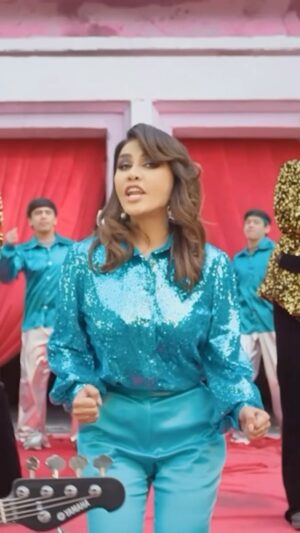 Ozoda Nursaidova Instagram - Koʻk jigulini siz ham eshityapsizmi? U jahonda Gangnam style kabi shuhrat qozona oladimi?