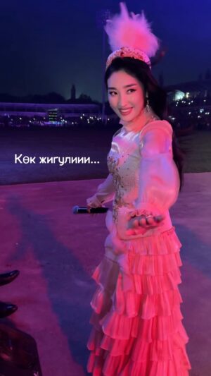 Ozoda Nursaidova Instagram - ŠŃŃŠ¼ бүгүн Š±Š°ŃкаŃа..š°š¬
ŠÓ©Šŗ Š¶ŠøŠ³ŃŠ»Šø жаңŃŃŠ³Š°Š½Š“а бааŃŃ Š±ŠøŠ¹Š³Šµ ŃŅÆŃŃŅÆ Š¾ŠŗŃŠ¾Š¹Ńā¦
@osh.meriya ŃŃŃŃŃŃŃŃ Š¼ŃŠŗŃŃ!āš¼
#жамгŃŃŃŠøŠµŠ²Š°
#жамгŃŃŃŠøŠµŠ²Š°team
#ŠŗÓ©ŠŗŠ¶ŠøŠ³ŃŠ»Šøššš