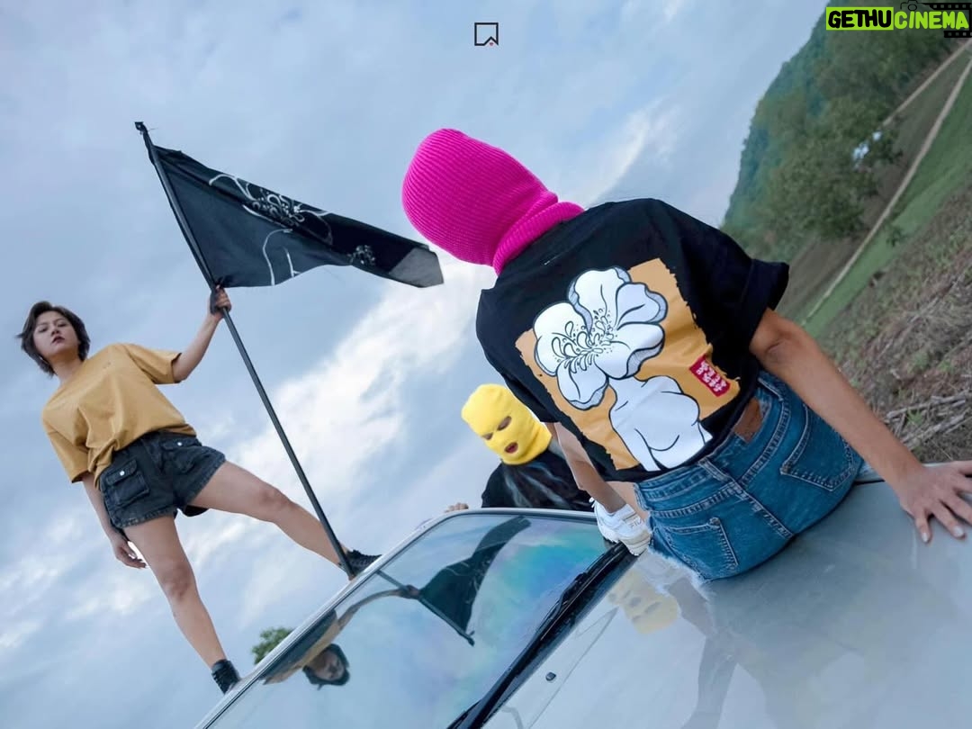 Paing Phyo Thu - 10K Likes - #သတ္တိနဲ့ပွင့်လန်းချစ်သောပန်းများ #girlpower #mymagicbeans