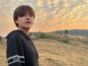 Paing Phyo Thu Instagram - I wanna spend every sunrise with you….. 🌄