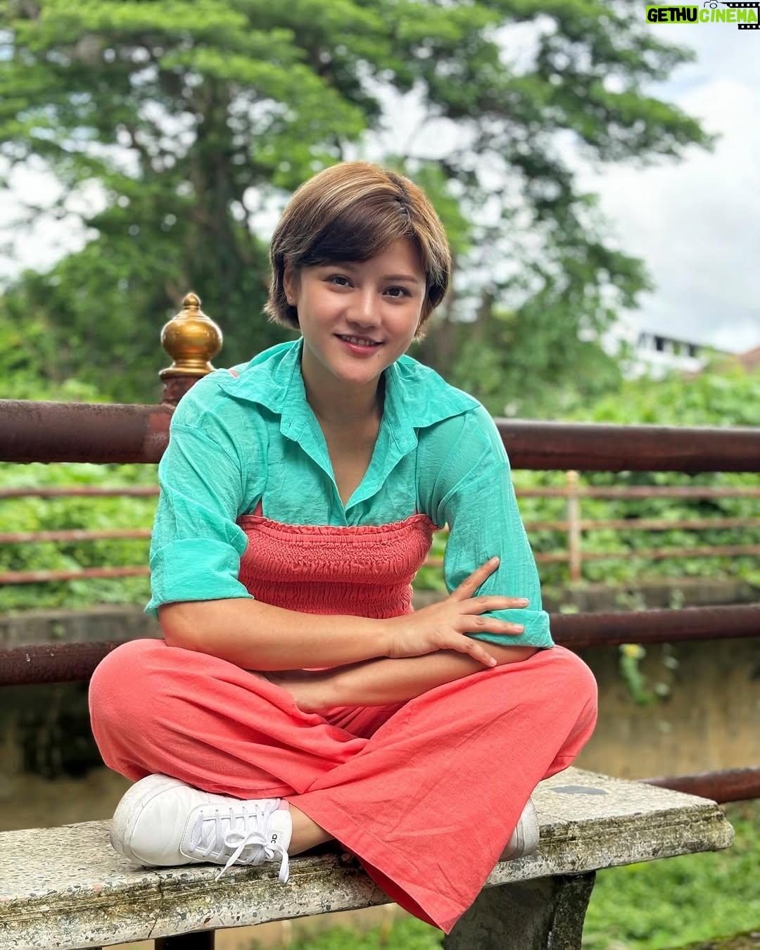 Paing Phyo Thu - 9K Likes - 🩵🧡
