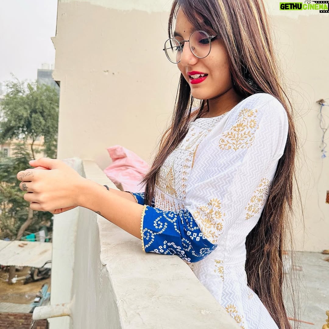 Palak Chauhan - 33K Likes - The true richness is not in jewelry but the ethnic dress.😌🤌🏻💕 kurti from : @raj_sa_10_kurtis