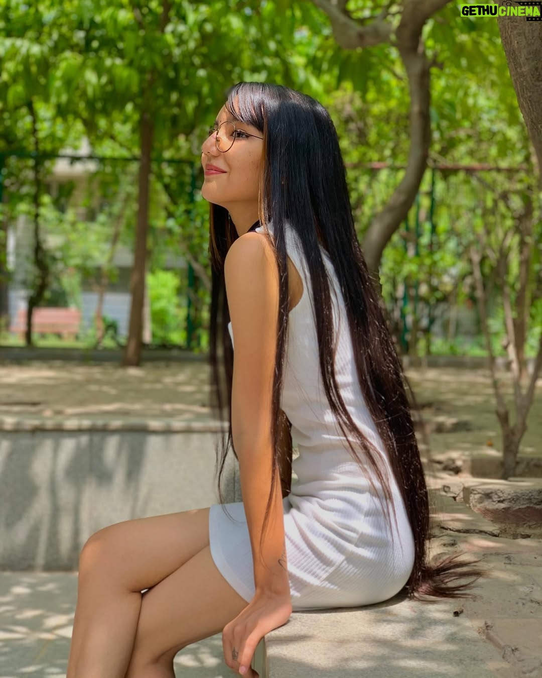 Palak Chauhan - 51.6K Likes - Hey beautiful 🙈💕