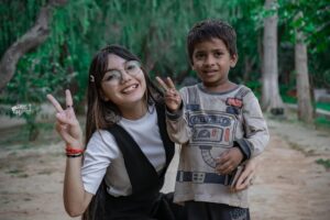 Palak Chauhan Instagram - छोटी छोटी ख़ुशियाँ ही तो जीने का सहारा बनती है …. ख़्वाहिशों का तो क्या वो तो पल पल में बदलती है ॥ (#heavensarmy )💜
Pc credit : @sahil_.raajput
