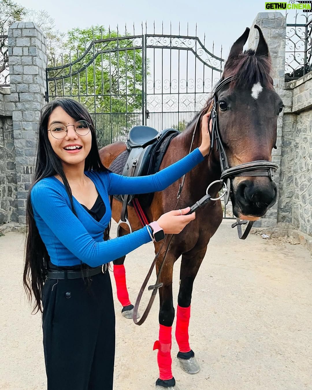 Palak Chauhan - 39.7K Likes - Isn't she cute 😘