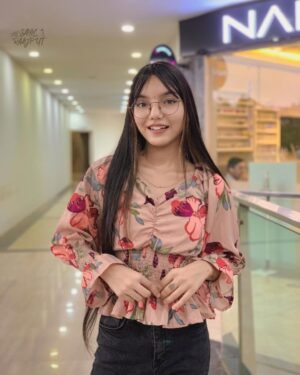 Palak Chauhan Instagram - Beautiful top from @girls.fashion006 ❤️