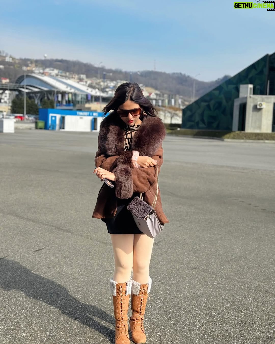 Palak Sharma - 37.9K Likes - Russia 🇷🇺 
.
.
.
#russia #travel #internationaltrip #росмолодежь #ВФМ2024 #WYF2024

@thecrazyentrepreneur