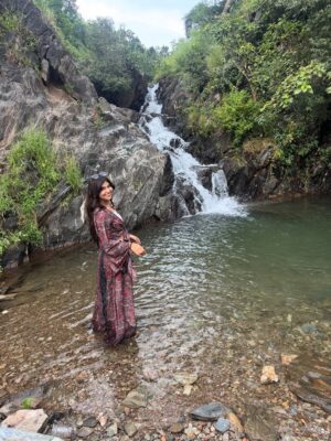 Palak Sharma Instagram - Udaipur is so beautiful 🥹❤️
All thanks to @sunset_adventure0 for organising this wonderful trip ❤️ Best tour and travels company 🛥️🌠
.
.
.
#udaipurdiaries #tourandtravels #tour #tourism #traveldiaries #udaipur #rajasthan