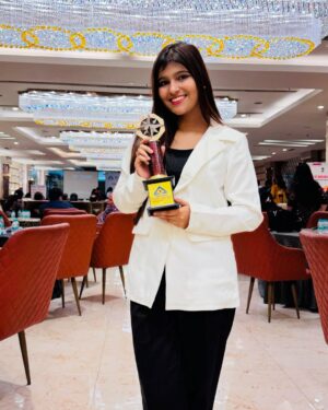 Palak Sharma Instagram - Say hare Krishna 😍❤️ I Got Felicitated as a Community Influencer on occasion of Manak Mahotsav by Bureau of Indian Standards Ghaziabad (Under the Ministry of Consumer Affairs) 🤩🤩
Outreach Partner : Salaam Namaste Community Radio ✨✨Thankyou to each one of my follower ❤️❤️ you guys are my family because of you all I got the chance to be there !! It was a wonderful event 😍 Special thanks to @bisghaziabad for inviting me ✨ I am very grateful to have my insta family ❤️ Love you all ❤️
.
.
.
#manakmahotsav #Mmghaziabad #award #achievement #happy #grateful #harekrishna