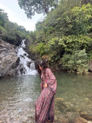 Palak Sharma Instagram - Udaipur is so beautiful 🥹❤️
All thanks to @sunset_adventure0 for organising this wonderful trip ❤️ Best tour and travels company 🛥️🌠
.
.
.
#udaipurdiaries #tourandtravels #tour #tourism #traveldiaries #udaipur #rajasthan