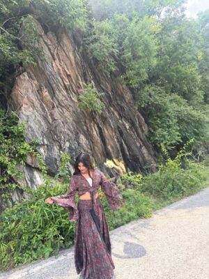 Palak Sharma Instagram - Udaipur is so beautiful 🥹❤️
All thanks to @sunset_adventure0 for organising this wonderful trip ❤️ Best tour and travels company 🛥️🌠
.
.
.
#udaipurdiaries #tourandtravels #tour #tourism #traveldiaries #udaipur #rajasthan