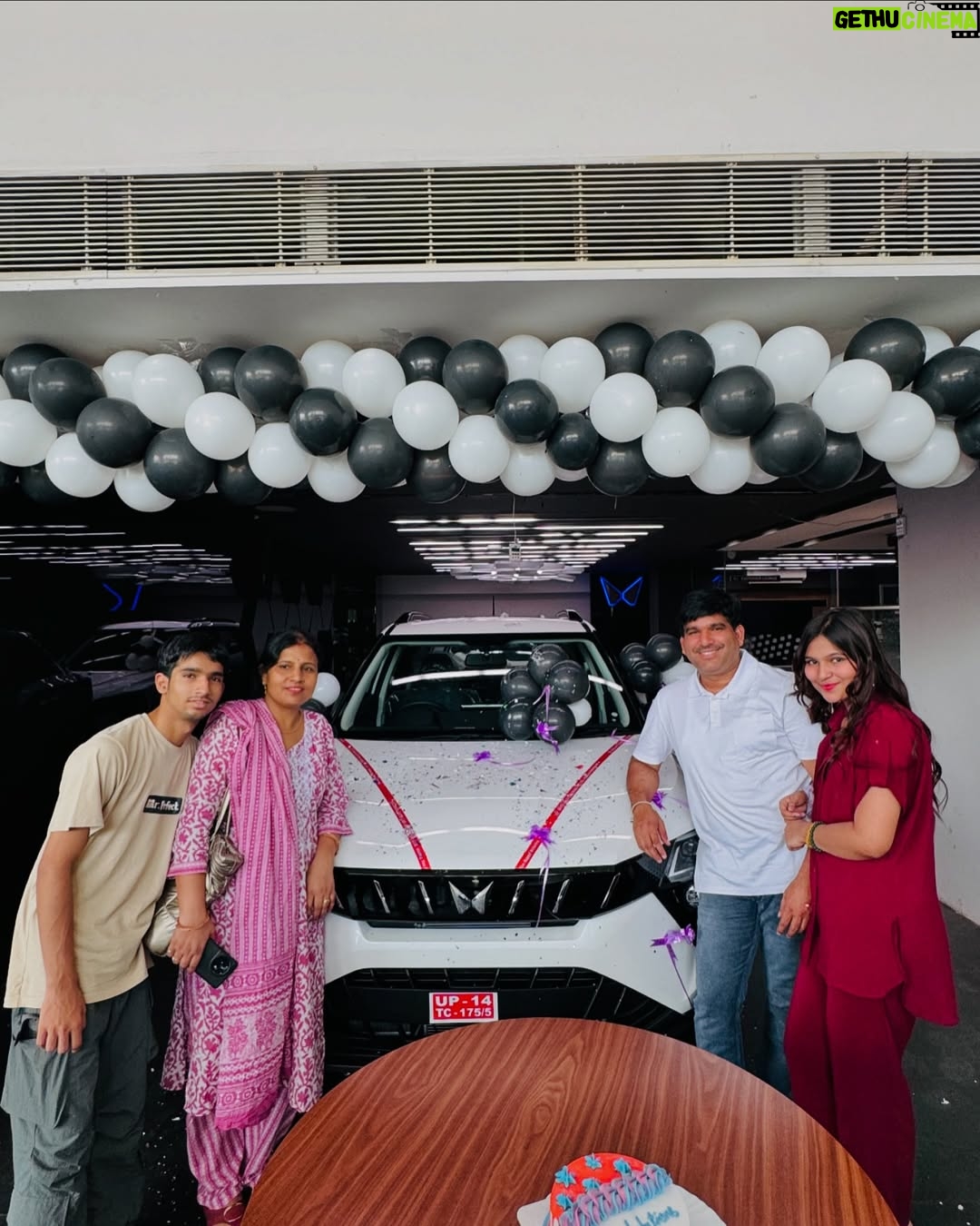 Palak Sharma - 43.5K Likes - Hare Krishna 🧿❤️ Self gifted car 🥹
.
.
.
#owncar #car