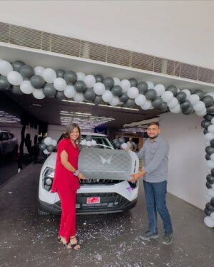 Palak Sharma Instagram - Hare Krishna 🧿❤️ Self gifted car 🥹
.
.
.
#owncar #car