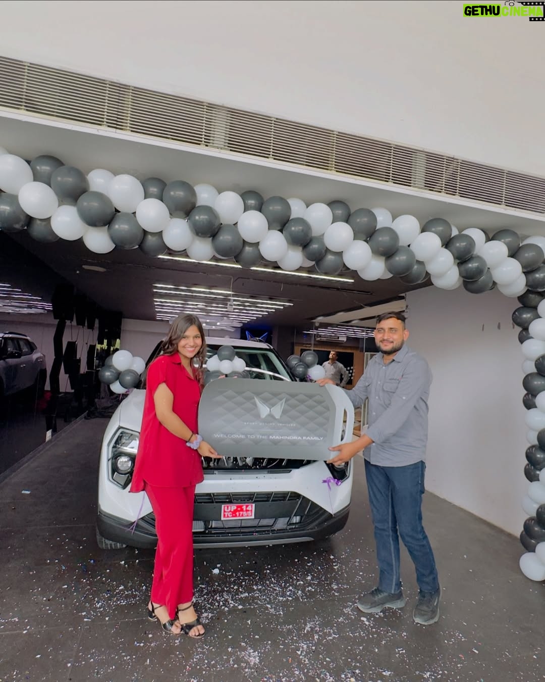 Palak Sharma - 43.5K Likes - Hare Krishna 🧿❤️ Self gifted car 🥹
.
.
.
#owncar #car