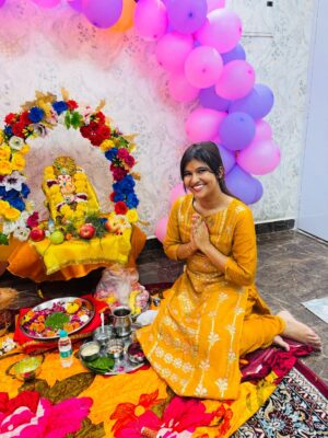 Palak Sharma Instagram - Ganpati Bappa Morya ❤️🙏🏻
.
.
.
#ganpatibappa #ganeshchaturthi #ganeshotsav