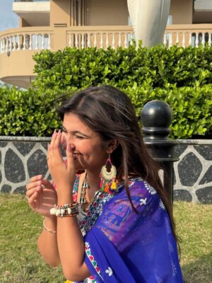 Palak Sharma Instagram - Thankyou @ahesas_fashion for sending me this beautiful outfit 😍❤️❤️❤️
.
.
.
#navratricollection #bestcollection #navratrispecial❤️ #dandiya