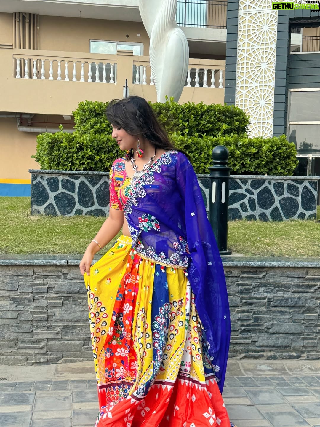 Palak Sharma - 4.7K Likes - Thankyou @ahesas_fashion for sending me this beautiful outfit 😍❤️❤️❤️ 
.
.
.
#navratricollection #bestcollection #navratrispecial❤️ #dandiya