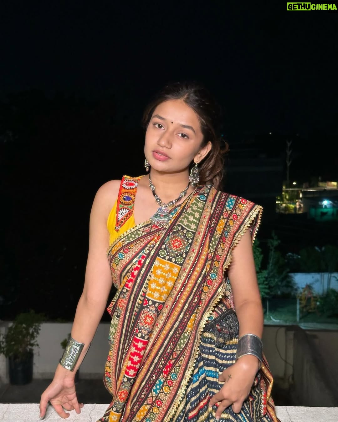 Palak Silawat - 38.5K Likes - Festive szn over horha hai- 😃