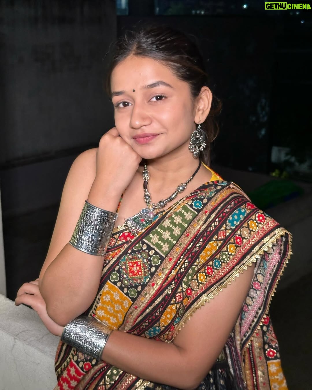 Palak Silawat - 38.5K Likes - Festive szn over horha hai- 😃