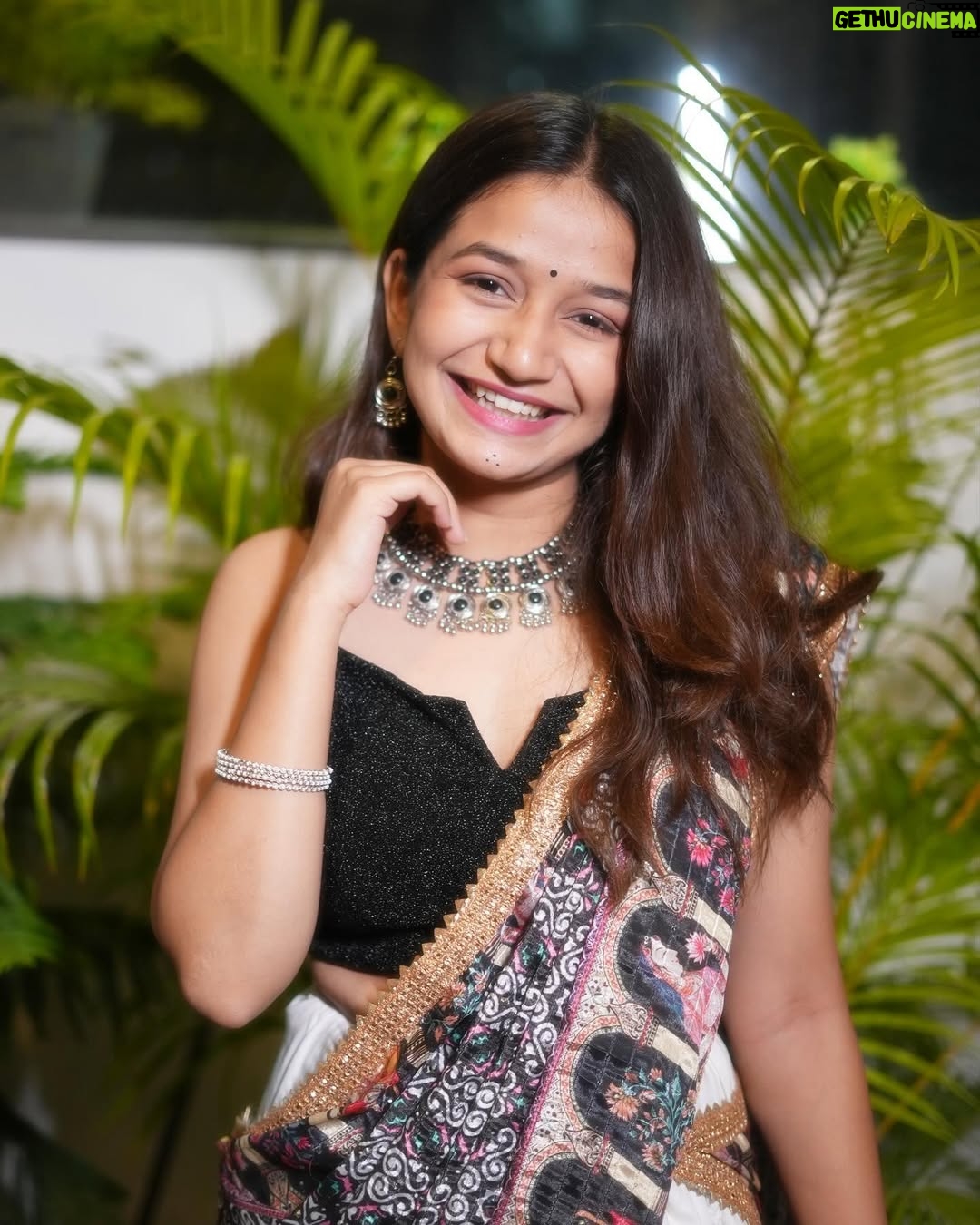 Palak Silawat - 38K Likes - Sundar ladki? 😋💘