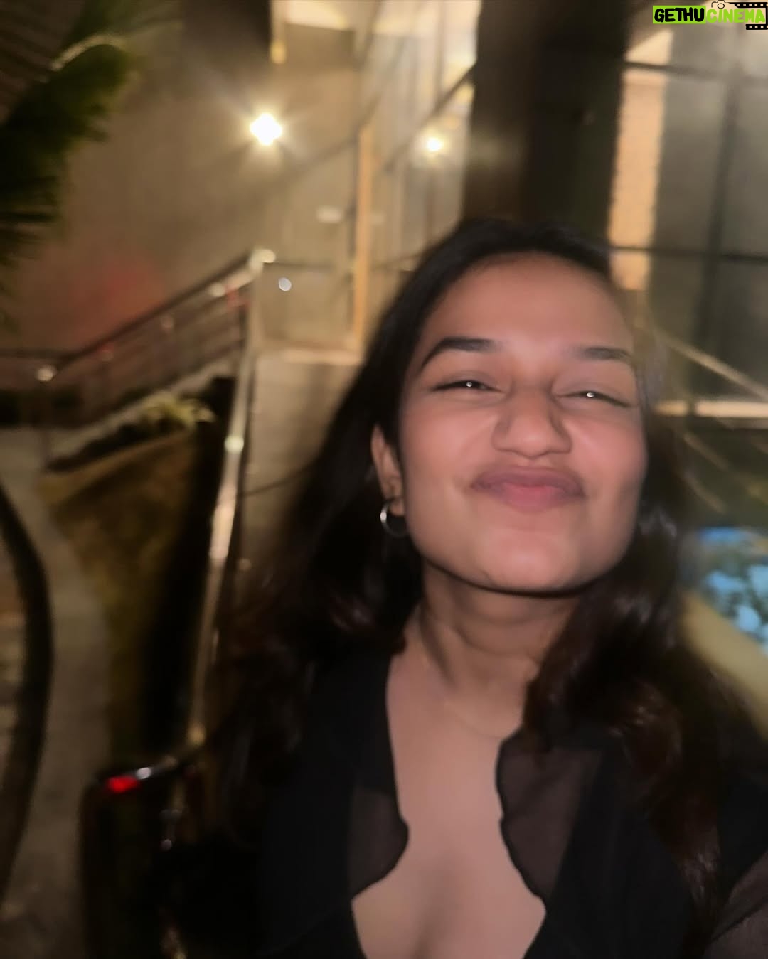 Palak Silawat - 60K Likes - Somewhere between psychotic and iconic. 😽