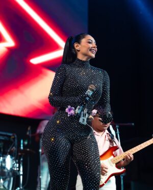 Pamela Franco Instagram - Ā”Huaraz, gracias de corazón! š
SentĆ su amor, su energĆa, su voz cantando conmigo⦠š¤
Gracias por hacerme sentir en casa.